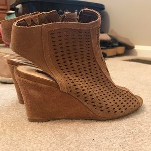 Brown wedges